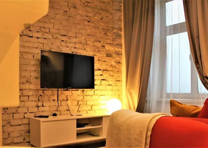 Unique Brick 3 - Old Town & Market Square